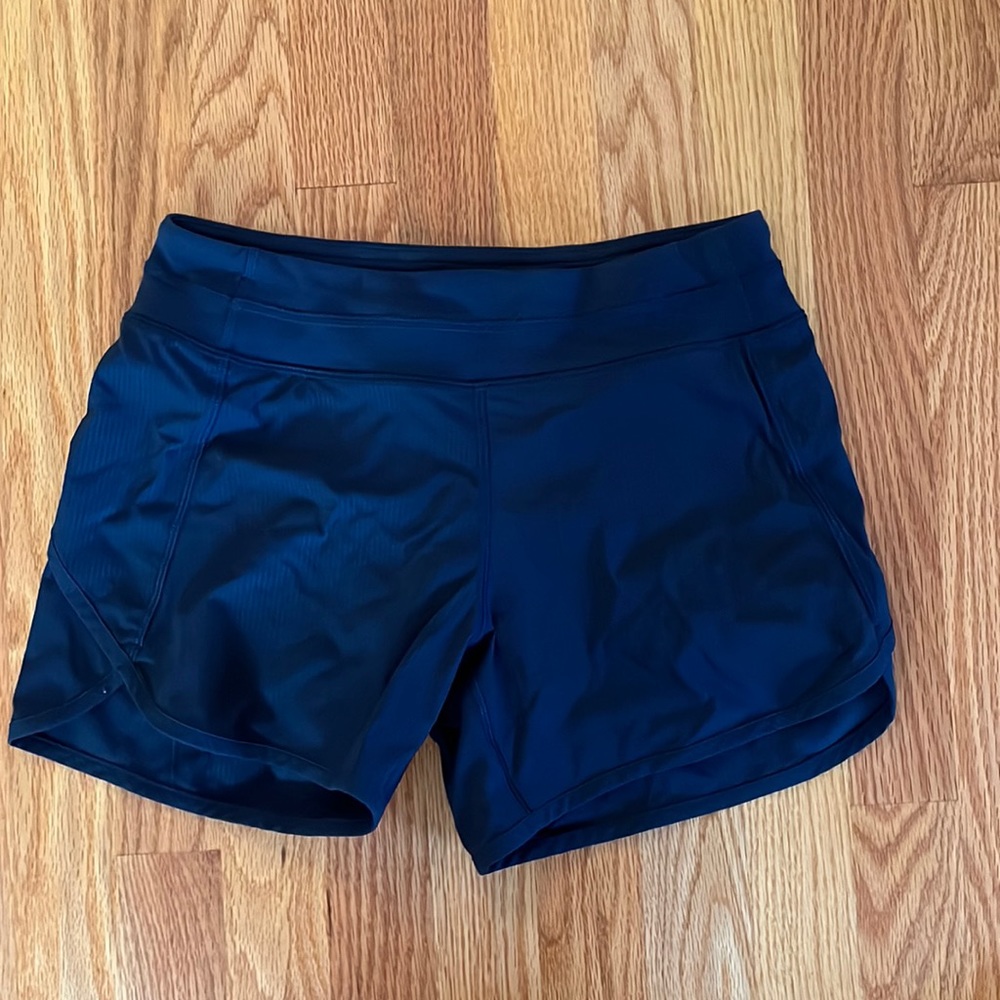 Ivivva by lululemon size 14 girls navy shorts